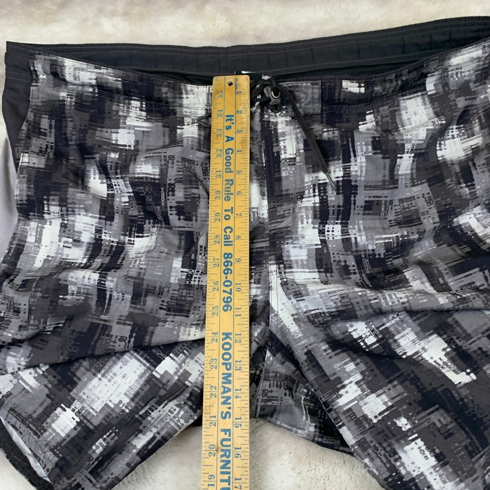Nike Mens Grey Black Abstract Glitch Print Swim Trunks Board Shorts Size XXL - Picture 8 of 14